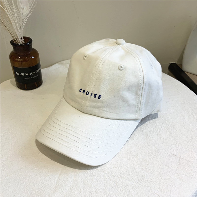 Customized Korean design classic embroidery logo baseball cap fashion sport hat for man and women